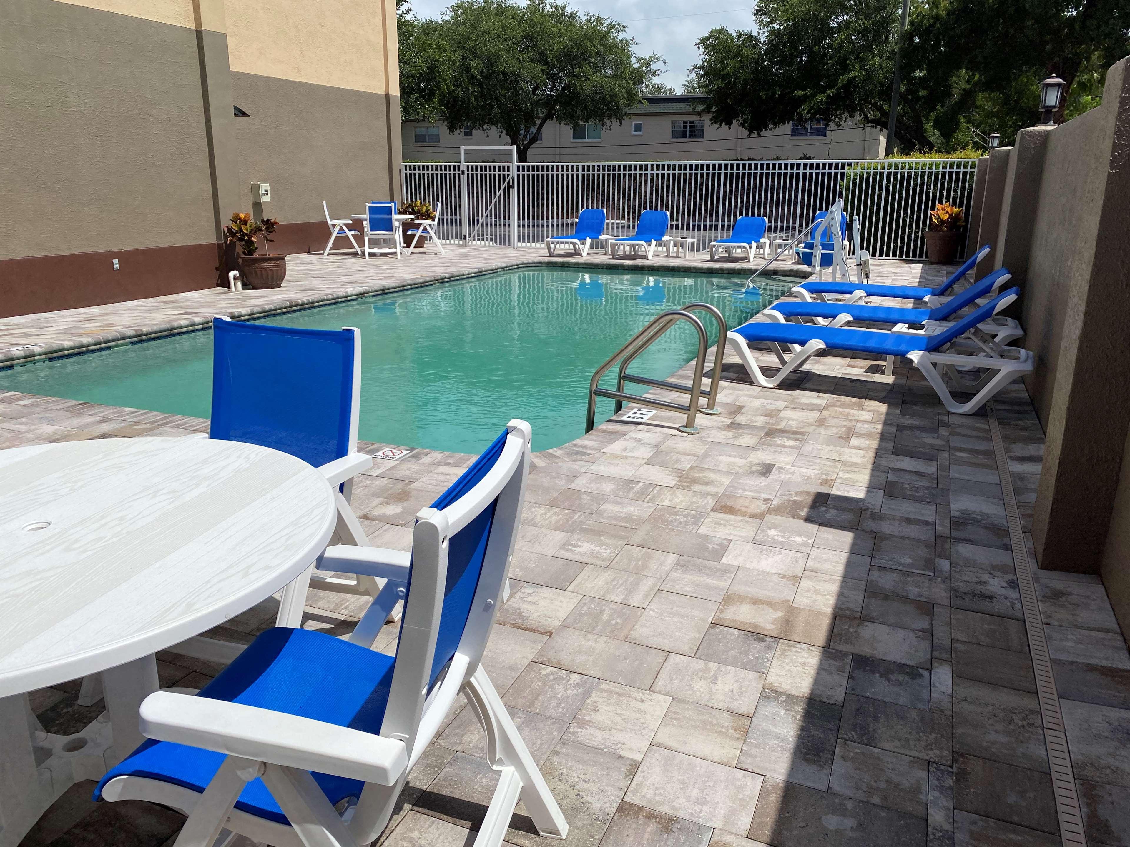 Best Western Tampa Luaran gambar